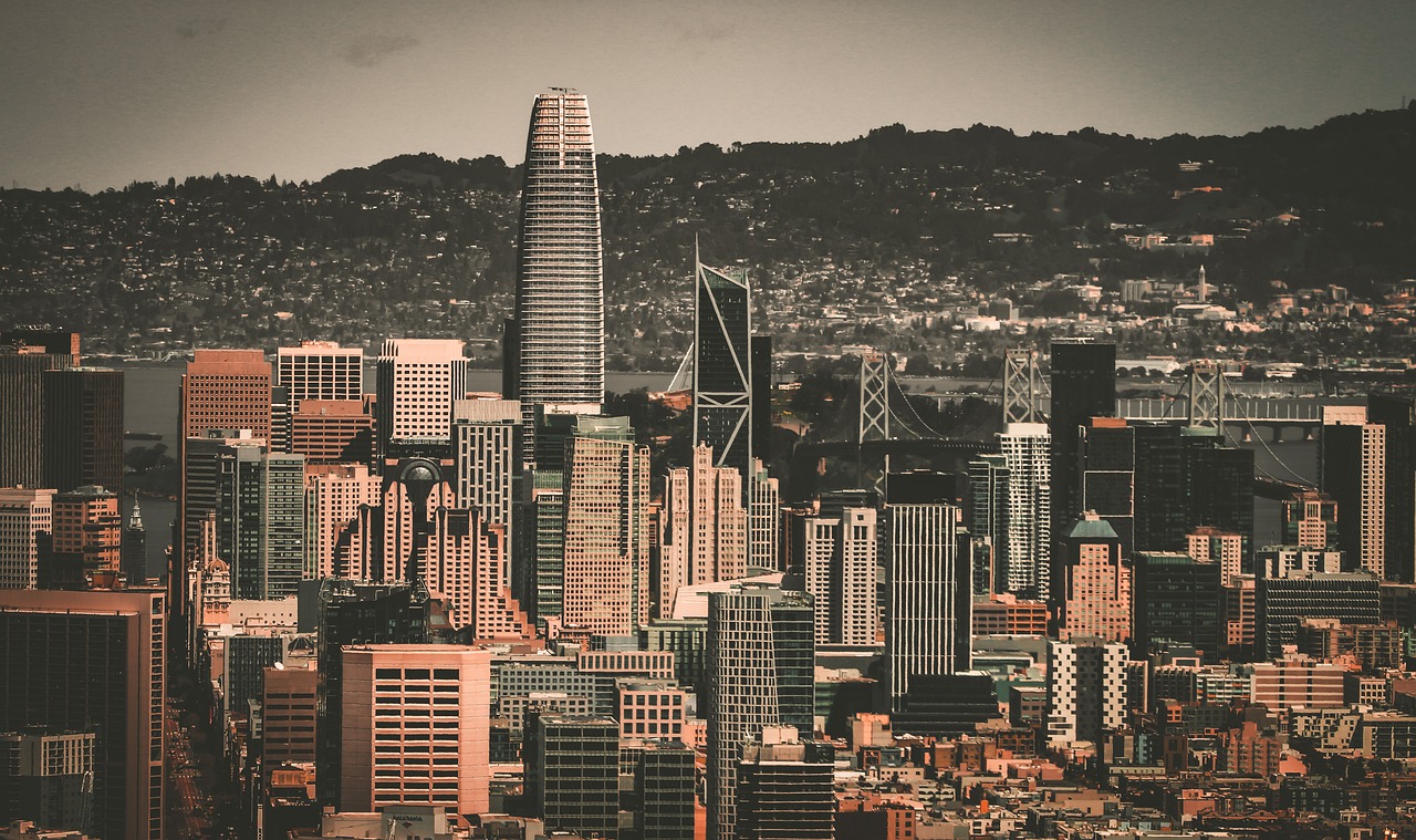 尤其是在對 尤其是在對